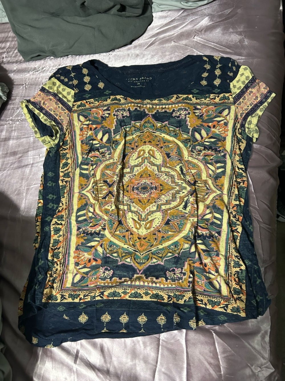 Lucky brand tee medium